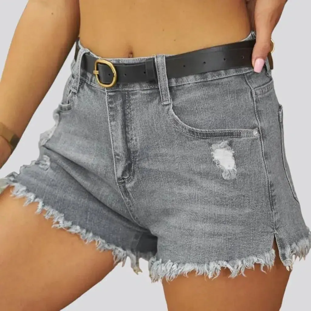 Grunge straight denim shorts for ladies